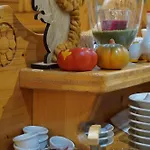 Frühstückspension Arkadenhof Fam. Schneider Eichenbrunn