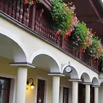 Arkadenhof Fam. Schneider Frühstückspension