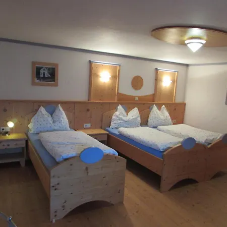 Arkadenhof Fam. Schneider Nocleg ze śniadaniem 3*