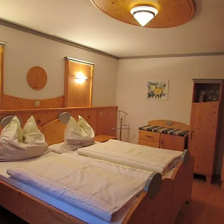 Bed & Breakfast Arkadenhof Fam. Schneider 3*