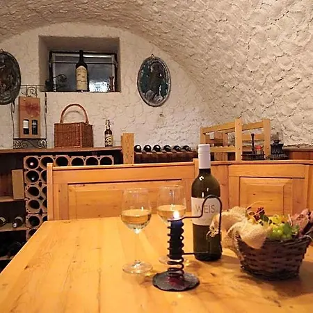 Bed & Breakfast Arkadenhof Fam. Schneider
