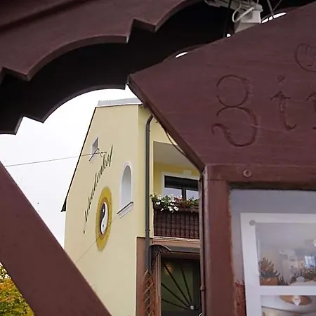Arkadenhof Fam. Schneider Bed & Breakfast Eichenbrunn