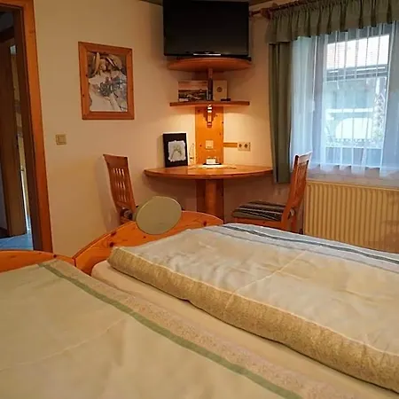 Bed & Breakfast Arkadenhof Fam. Schneider 3*