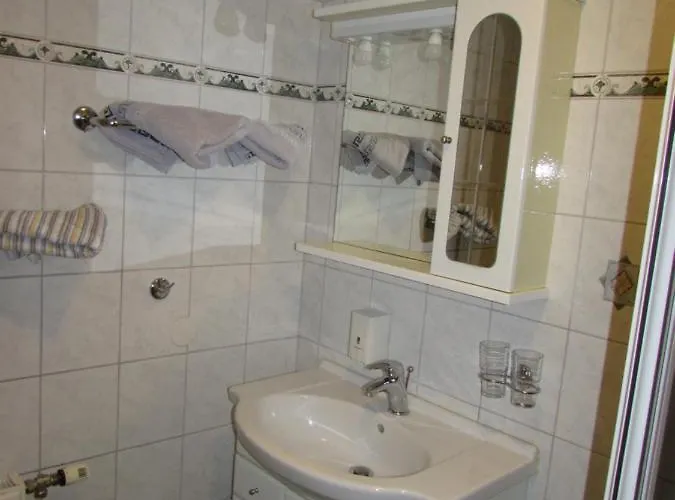 Arkadenhof Fam. Schneider Отель типа 